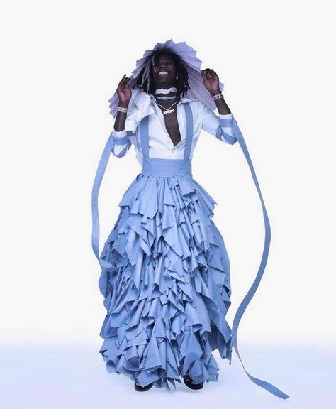 @thuggerthugger1 ( 2016 ) @liluzivert ( 2024 ) Young Thug 2016, Young Thug Dress, Young Thug Fashion, Thug Fashion, Streetwear Ideas, Music Poster Design, Rap Aesthetic, Street Fashion Men Streetwear, Young Thug