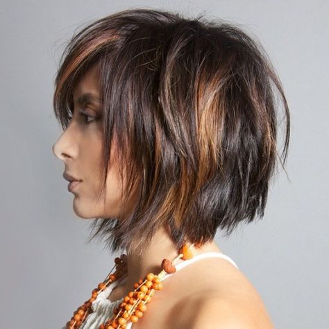 messy brunette bob with copper balayage Ombre Bob Haircut, Shaggy Bob Hairstyles, Trendy We Fryzurach, Messy Bob, Balayage Bob, Copper Balayage, Ombre Bob, Brunette Bob, Messy Bob Hairstyles