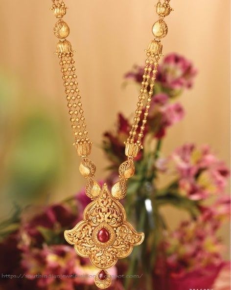 Latest Gold Jewellery Designs By Tanishq Long Neckless Gold Jewelry Latest, Rivaah By Tanishq, Ganthan Design Gold Long Latest, Long Haram Designs Indian Gold Latest, Latest Gold Jewellery Designs, Tanishq Jewellery, Latest Gold Jewellery, Gold Jewels Design, Rani Haar