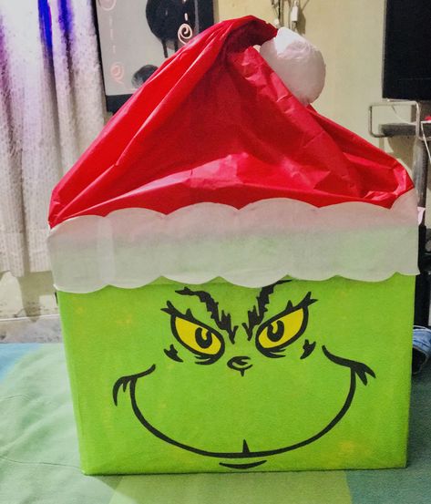 Grinch Valentine Box Ideas, Grinch Box Ideas, Secret Santa At Work, Christmas Gift Exchange Ideas, Grinch Birthday, Resident Retention, Gift Exchange Ideas, Classroom Goals, Valentine Boxes