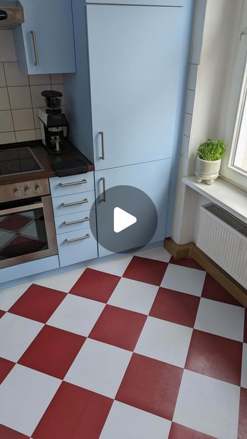 Sarah Anna Hartmann on Instagram: "the checkered tiles are making our vision of the boring rental kitchen complete ✨ 

this was way easier than expected & it makes such a huge difference 🥹 

got the sticky tiles via amazon & you can get them in different colors. 

would you try this in your kitchen? ♥️ 

#roommakeover #kitchendesign #kitchenrenovation #kitchenmakeover #interiorstyling #interiorinspiration #colorfulinterior #myinterior #solebich #mykitchen #kitchendesign #homeinspo #interiordecorating #furnituremakeover #eclecticdecor #colorfulhome #furnitureflip #renterfriendly #homeinterior #apartmentliving #interior123 #homemakeover #dopamineinteriors" Sticky Tile, Checkered Tiles, Rental Kitchen, Blue Kitchen, Blue Kitchens, Renter Friendly, Kitchen Makeover, Flipping Furniture, Eclectic Decor