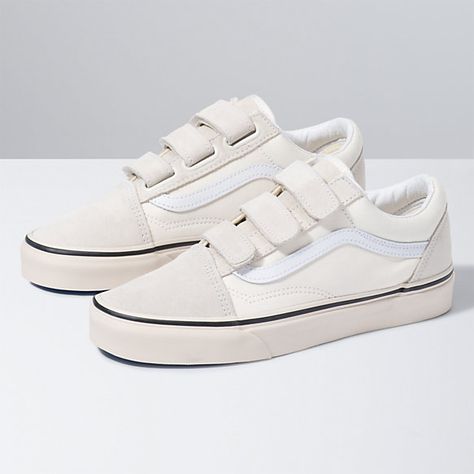 Vans Store, Velcro Shoes, Shoes Vans, White Vans, Black Vans, High Top Vans, Swag Shoes, Vans Sneakers, Classic Shoes