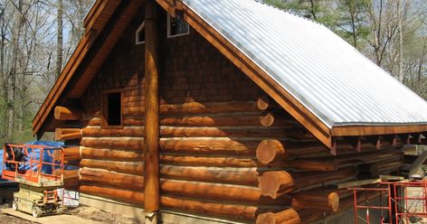 Rustic Room Ideas, Alaska Living, Off Grid Survival, Cabin Diy, Cedar Log, Mountain Cabins, Rustic Room, The Den, Mountain Cabin