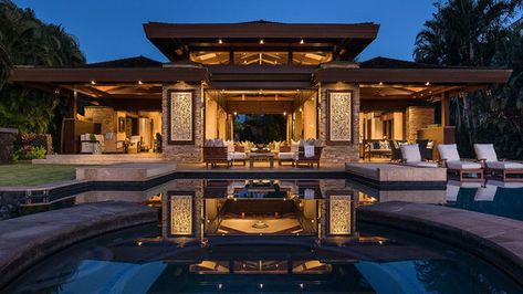 A Custom Hawaiian House Designed by Cher - Mansion Global Hawaiian Beach House, Hawaiian House, Infinity Edge Pool, Hawaii Homes, Gorgeous Houses, Hawaiian Beaches, Rose Painting, Billionaire Lifestyle, Best Places To Travel