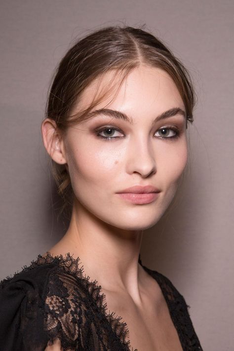 Grace Elizabeth || backstage @ Alberta Ferretti Ss /S 2017, Milan Italian Girl, Black Lace, To Look, Make Up, Italy, Lace, Makeup, Hair, Beauty