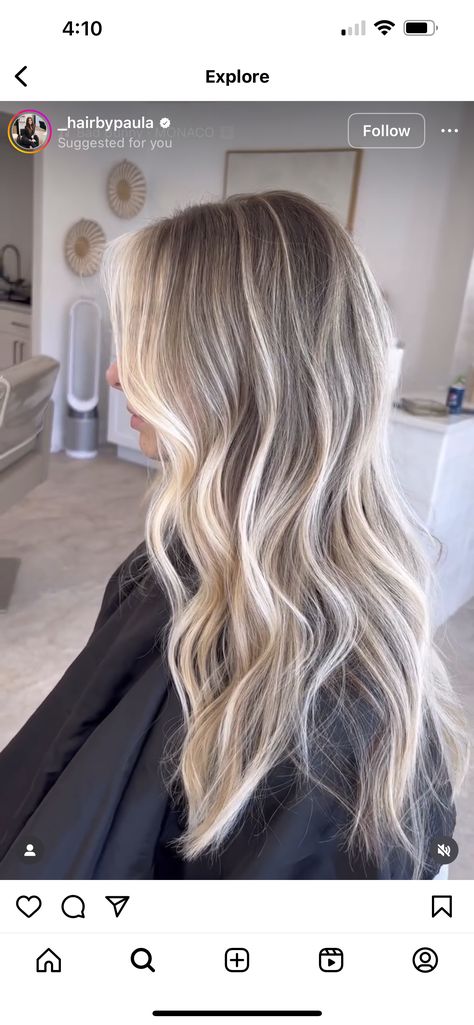 Lived In Blonde Level 7, Blonde Balayage With Root Shadow, Brown To Icy Blonde Balayage, Low Lights On Bright Blonde Hair, What To Wear To Get Your Hair Done, Darker Root Blonde Hair, Full Highlight With Shadow Root, Dark Root Shadow Blonde, Blonde Hair With Root Smudge And Lowlights