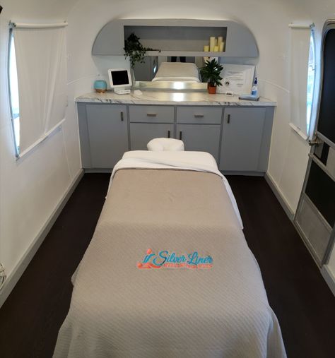 Mini Massage Getaway - Enjoy a therapeutic pampering in the picturesque hills high above the city. Leave the daily stress behind you for a few hours. Rv Massage Studio, Mobile Massage Van, Massage Trailer, Traveling Esthetician, Therapist Room, Ambulance Design, Mobile Tattoo, Silver Liner, Therapy Rooms