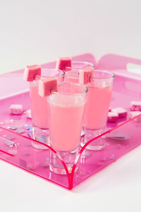 This drink tastes exactly like your favorite candy and is a perfect starter for a great night. Watermelon Vodka Drinks, Starburst Drink, Pink Vodka, Girly Drinks, Pink Starburst, Vodka Shots, Shot Recipes, Vodka Drinks, Alcohol Drink Recipes