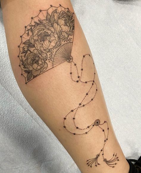 Saturn Tattoo, Strong Tattoos, Arm Sleeve Tattoos For Women, Fan Tattoo, Elbow Tattoos, Floral Tattoo Sleeve, Paper Fan, Spiritual Tattoos, Red Tattoos