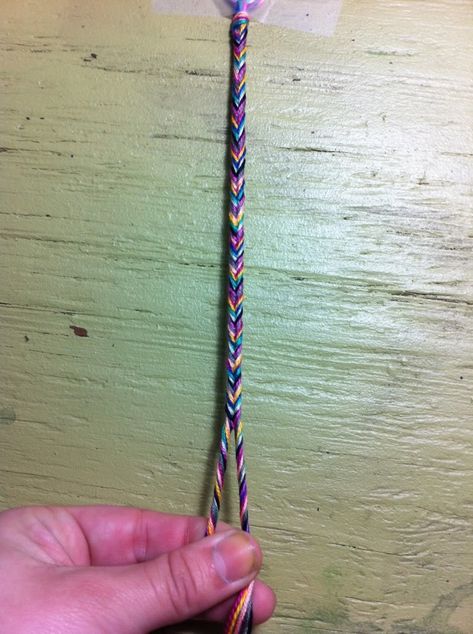 Fishtail Friendship Bracelets, Embroidery Friendship Bracelets, Fishtail Bracelet, Embroidery Floss Bracelets, Floss Bracelets, Anklets Diy, Adventurous Travel, Braided Friendship Bracelets, Ankle Bracelets Diy