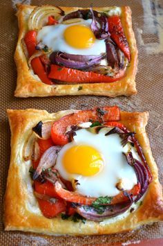 Red Pepper and Baked Egg Galettes Menu Sarapan Sehat, Grilling Ideas, Baked Egg, Easy Brunch Recipes, Work Lunches, Ultimate Breakfast, Break Fast, Healthier Recipes, Easy Brunch