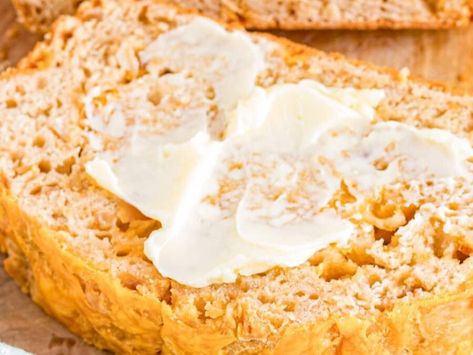 Old Fashioned Onion Soup Mix Bread – Savory, Cheesy, and Bursting with Flavor in Every Slice - NewsBreak Onion Soup Bread 1968, Onion Soup Mix Bread, Outback Potato Soup, Hot Chocolate Desserts, Cajun Sausage Pasta, Bruschetta Chicken Pasta, Dry Soup Mix, Creamy Horseradish Sauce, Onion Bread