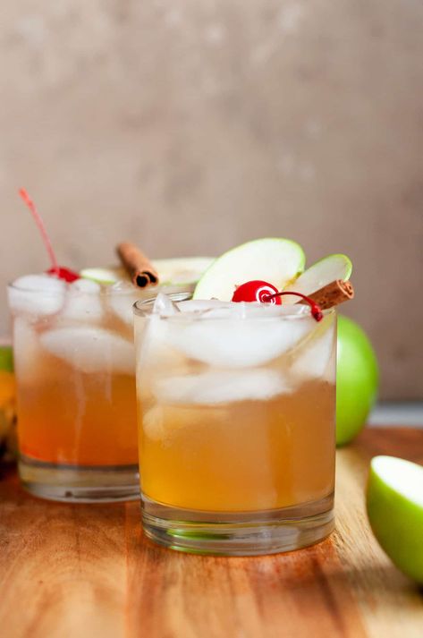 Bourbon Apple Cider Cocktail - Erin Lives Whole Bourbon And Ginger Beer, Watermelon Kombucha, Apple Cider Bourbon, Ginger Ale Cocktail, Cocktail Cherries, Bourbon Cider, Erin Lives Whole, Ginger Beer Cocktail, Bourbon Apple Cider