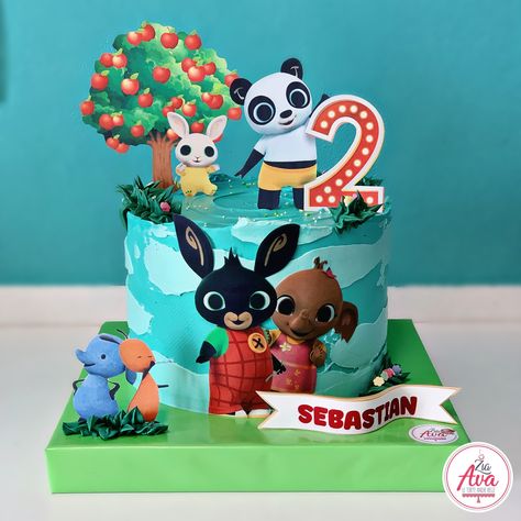 Torta a tema Bing con Sula, Pando ed i suoi amici

#bunnybirthdaycakebaby #cakeideas #partyideasforkids Bing Bunny Cake, Bing Cake, Bing Bunny, 5 Birthday, Bunny Cake, Original Gifts, Sweet Table, Butterfly Art, 5th Birthday