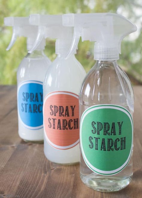 Learn how to make liquid spray starch. 3 ways to make non-toxic spray starch for pennies! Diy Starch, Spray Starch Recipe, Homemade Glass Cleaner, Fabric Starch, Liquid Starch, Starch Foods, Spray Starch, Clean Windows, Homemade Cosmetics