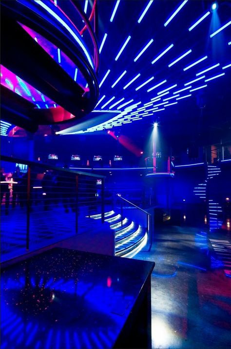 Nightclub Interior Design, Nightclub Interior, Minimalist Lighting Design, Concert Stage Design, Club Lighting, Lounge Interiors, Nightclub Bar, Nightclub Design, Frat Parties