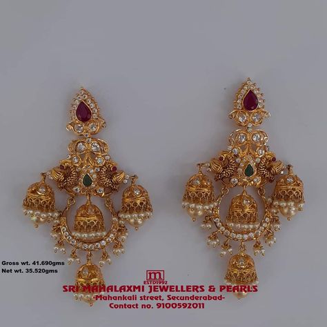 Chandbali Earrings Gold, Temple Jewellery Earrings, Bridal Jewellery Inspiration, Gold Earrings Indian, Gold Jhumka Earrings, Gold Temple Jewellery, Gold Jewels Design, Indian Jewelry Earrings, Gold Earrings Models