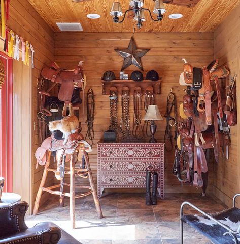 Tack Shed Ideas, Tack Room Organization, Horse Tack Rooms, Barn Remodel, Stable Style, Horse Barn Ideas Stables, A Tale Of Two Cities, Horse Barn Designs, Dream Horse Barns