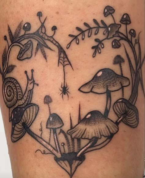 Earthy Tattoos, Mushroom Tattoos, Plant Tattoo, Small Tattoos For Guys, Henna Tattoos, Discreet Tattoos, Aesthetic Tattoo, Design Tattoo, Dope Tattoos