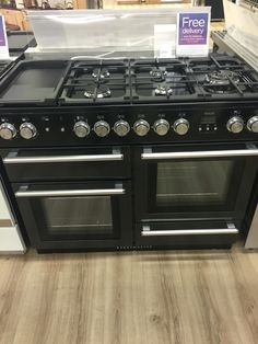 Black cooking range Oven Design Kitchen, Stove Design Kitchen, Stoves And Ovens, Ovens And Stoves, Major Kitchen Appliances, Oven Cooker, Cooking Range, Stove Oven, Kitchen Stove