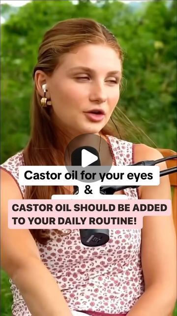 Sandra Fernandes 🧿 | Holistic Momma 🌱 on Instagram: "DID YOU KNOW CASTOR OIL IS A POWERFUL HEALER FOR SO MANY HRALTH BENEFITS!  Many people suffer from conditions like glaucoma and thinning on eyelashes, and dry skin. While modern treatments are available, natural alternatives like castor oil offer safe and effective solutions without harsh chemicals that will make problems worse.  💡Benefits of Castor Oil: 1. Eye Health: Castor oil can help relieve pressure in the eyes, potentially benefiting those with glaucoma.  2. Eyelash Growth: Regular application can promote thicker and longer eyelashes.  3. Skin Hydration: It serves as an excellent natural moisturizer for the skin, reducing dryness and improving texture.  4. Anti-Inflammatory: Castor oil has anti-inflammatory properties that can Castor Oil For Face Skin Care, Caster Oil Uses, Castor Oil For Eyes, Castor Oil For Eyelashes, Castor Oil Eyebrows, Swollen Eyelid, Castor Oil For Face, Benefits Of Castor Oil, Barbara Oneill