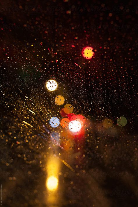 A photo of New York at night with streets lights blurred and rain drops over car window. Rainy Car Window, Sea Moodboard, Window Art Projects, Rain Drops On Window, New York At Night, Rain Street, Rainy Day Photography, Rain Window, Night In New York