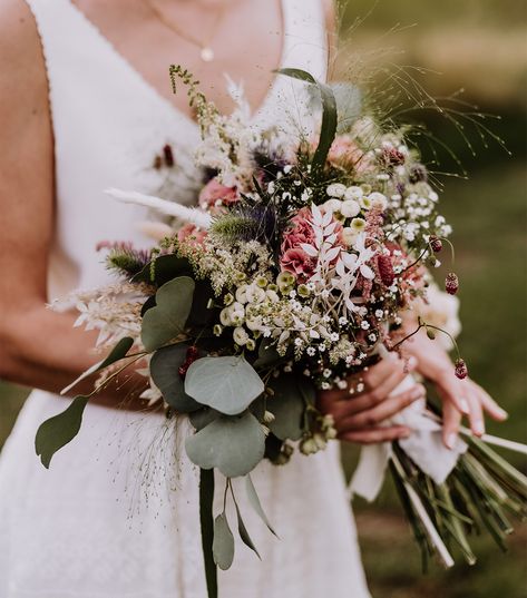 Bride Flowers, Civil Wedding, Pretty Wedding, Desert Rose, Wedding Hair And Makeup, Bridal Flowers, Maid Of Honor, Future Wedding, Bridal Bouquet