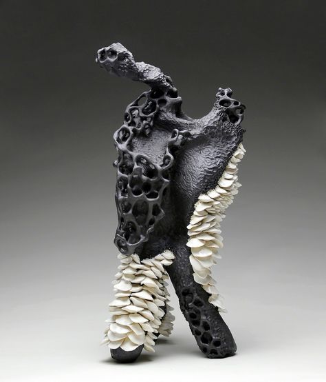 Sara Catapano’s Biomorphic Ceramic Sculptures | Hi-Fructose Magazine Hi Fructose, 7th Grade Art, Organic Sculpture, Plain Canvas, Art Corner, Ceramics Ideas Pottery, Ceramic Figurines, Abstract Sculpture, Ceramic Clay