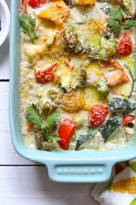 Veggie Medley Recipes, Baked Veggies Recipes, Continental Dishes, Chicken And Vegetable Bake, Mother Sauces, Vegetable Bake Recipes, Recipe Vegetables, Vegetable Bake, Creamy White Sauce