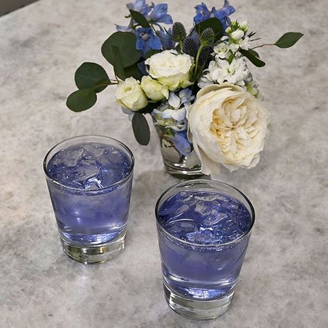 Blue Butterfly Pea Infused Vodka - and Butterfly Tea! — J Schwanke's Life In Bloom Iced Herbal Tea, Butterfly Pea Flowers, Svedka Vodka, Infused Liquors, Iced Tea Drinks, How To Make Butterfly, Butterfly Pea Tea, Butterfly Tea, Vodka Brands