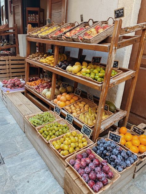 Grocery Ideas, Fruit Stall, Fruit And Veg Shop, Grocery Store Design, Fruit Stand, Fruit Stands, Fruit And Veg, Fruit Recipes, Store Design