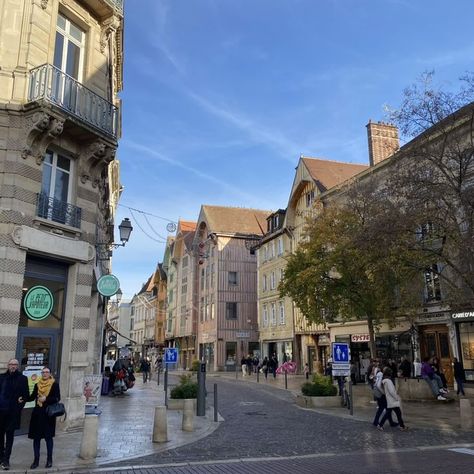 Photograph of city landscape in Troyes - French city - Colorful city ✨💐 Troyes France, French City, Colorful City, City Landscape, Beautiful Landscapes, Beautiful Places, France, Photographer, Color