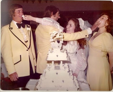 Vintage 1970s yellow and white wedding, 1970s wedding  reception photo with bride and bridal party - bridesmaids and groomsmen wearing yellow Bride And Groomsmen, Retro Wedding Cakes, Fountain Wedding Cakes, Vintage Bridal Fashion, 1970s Wedding, Pagan Wedding, Vintage Wedding Cake Topper, Vintage Bridesmaids, Bridal Gowns Vintage