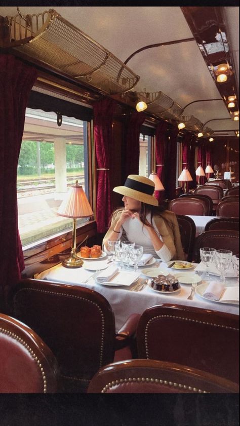 Hat Old Money, Vintage Train Aesthetic, British Old Money, Money Vintage, Seaside City, Start Living Life, Old Train Station, Autumn In New York, Luxury Train