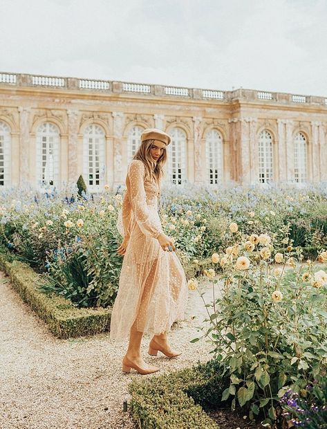 Versailles Party, Tezza Barton, Paris Gardens, Garden Editorial, Romance Languages, French Style Icons, Sisters Trip, Gardens Of Versailles, Paris Garden