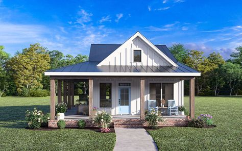 Open Floor Bathroom Ideas, Small Farmhouse Exterior One Story, 900 Sf House Plans, Cute Cottage Farmhouse, 2 Bedroom Mini House, One Level Small House Plans, One Story Small Farmhouse Plans Under 1500 Sq Ft, Small Home On Land, Inside Small Barndominium