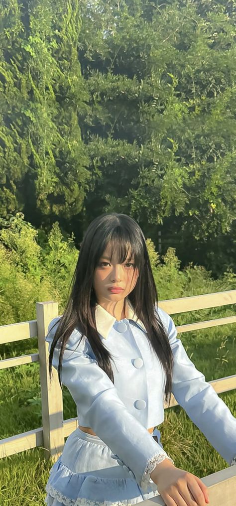 Hani New Jeans, Newjeans Wallpaper, K Pop Wallpaper, Miss Girl, New Jeans Style, My Chemical, Pretty Selfies, Kpop Girl Groups, Pop Group