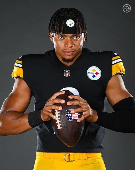 Justin Fields, Nfl Championships, Go Steelers, Nfl Steelers, Pittsburgh Steelers Football, Steeler Nation, American Football Team, Steelers Football, Long Black Hair