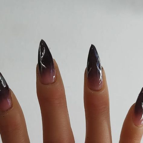 Black Crystal Nails, Nails Oval, Sculpted Nails, Black Ombre, Crystal Nails, Chrome Nails, Ombre Nails, Black Crystals, Black Nails