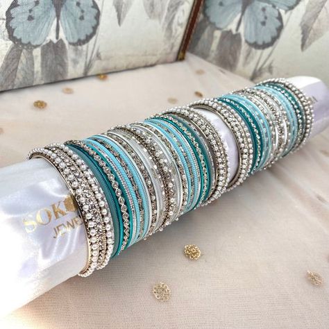 Saree Bangles, Blue Bangles, Desi Jewelry, Bangle Stack, Pakistani Jewellery, Hand Jewellery, Indian Wedding Jewelry Sets, Ethnic Chic, Fancy Jewellery Designs