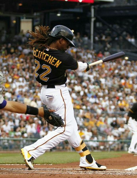 Andrew McCutchen Famous Baseball Players, Andrew Mccutchen, Pittsburgh Pirates Baseball, Mlb The Show, American Football League, Pirates Baseball, Baseball Teams, Pittsburgh Sports, Baseball Training