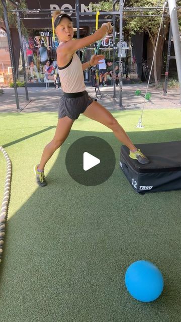 Tennis Videos, Tennis Techniques, Dynamic Warm Up, Tennis Drills, Tennis Tips, Tennis Workout, Simple Exercises, Technical Skills, Lower Body