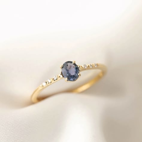 Blue Engagement Ring Simple, Stone Finger Ring Design, Engagement Rings Gold Sapphire, Small Sapphire Engagement Ring, Gold Ring With Blue Stone, Rose Gold Sapphire Engagement Ring, Small Sapphire Ring, Gold Ring Blue Stone, Dainty Sapphire Ring