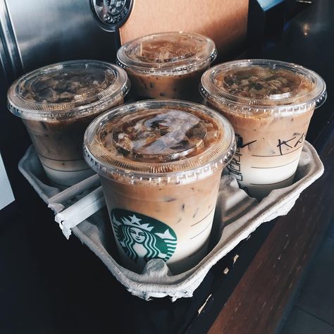 pinterest | bellaxlovee ✧☾ Healthier Starbucks Drinks, Kawa Starbucks, Starbucks Drinks To Try, Minuman Starbucks, Drinks To Try, Healthy Starbucks Drinks, Starbucks Coffee Drinks, Starbucks Diy, Healthy Starbucks