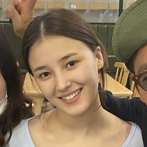 Momoland Nancy, Nancy Jewel, Nancy Jewel Mcdonie, Nancy Momoland, Bridal Jewellery Design, Korean Drama Songs, Just She, No Makeup, Interesting Faces