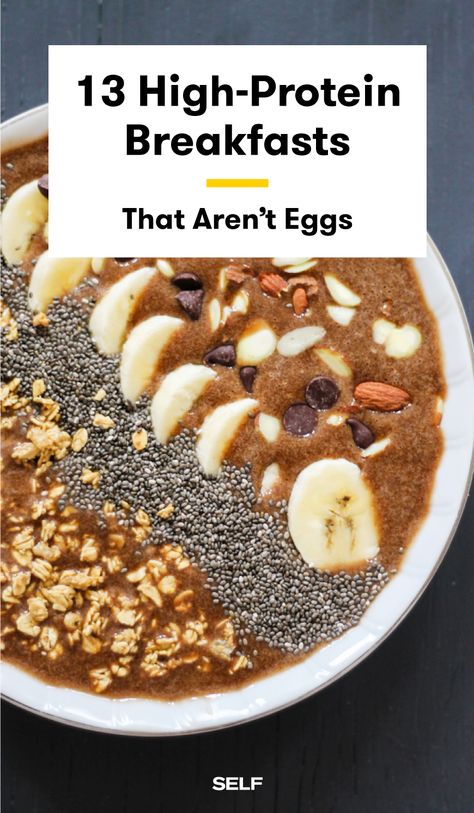 13 High-Protein Breakfasts For When You're Sick Of Just Eggs!  Ain't nobody got time for an omelette every morning. Protein Packed Smoothies, Protein Smoothie Bowl, Banana Protein Smoothie, Protein Smoothies, Protein Dinner, Banana Protein, Oatmeal Bowls, Protein Breakfast Recipes, High Protein Breakfast