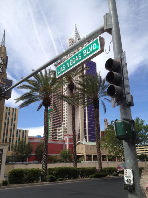 Las Vegas Boulevard Las Vegas Billboard, Las Vegas Lights, Las Vegas Signage, Dumaguete City Boulevard, Las Vegas Boulevard, Las Vegas Blvd, Heaven On Earth, Highway Signs, Las Vegas