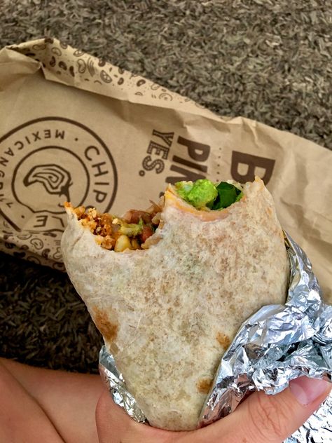 Chipotle Burrito Aesthetic, Burrito Aesthetic, Chipotle Aesthetic, Guacamole Chipotle, Vegan Sofritas, Digital Marketing Portfolio, Burrito Ingredients, Burrito Recipes, Burrito Bar