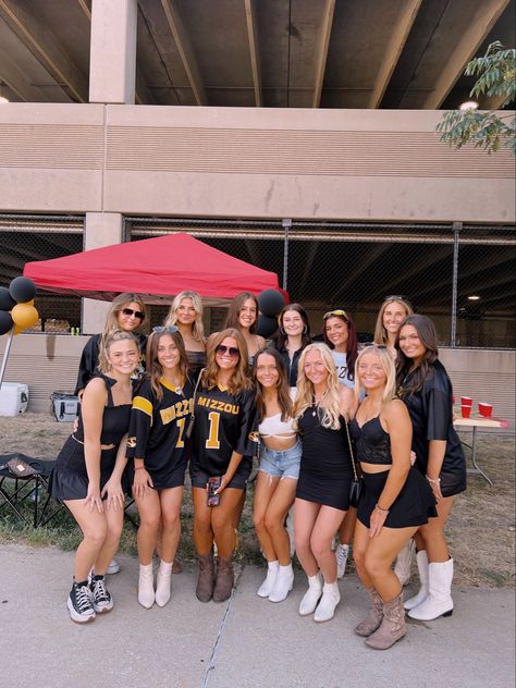 Mizzou Rush Outfits, Mizzou Gameday Outfit, Black And Gold Game Day Outfit, Mizzou Game Day Outfit, Mizzou Outfits, Sorority Philanthropy Events, Mizzou Game Day, Gameday Outfit Lsu, Bid Day Outfits