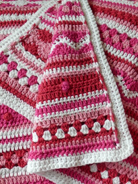 CreAlyt: Mijn gehaakte deken is klaar! Hannah Owens, Stylecraft Special Dk, Crochet Blanket Afghan, Afghan Blanket, Crochet Afghan, Blanket Pattern, Crochet Tutorial, Aspen, Crochet Stitches